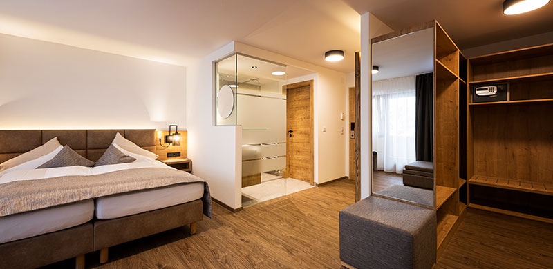 Hotel Brugger Doppelzimmer Gletscherblick DSC7645 Bearbeitet GletscherNockspitz