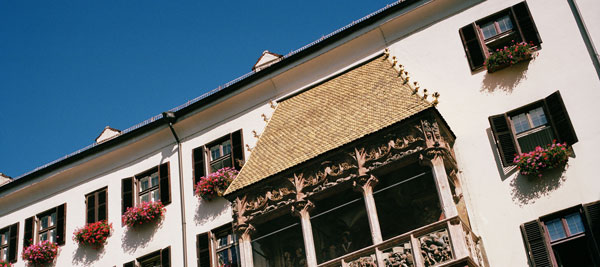 Hotel Brugger Stubaital Innsbruck Altstadt Goldenes Dachl Tirol Werbung Marshall George Innsbruck