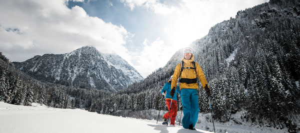 TVBStubaiTirol AndreSchoenherr Snowshoe Hiking 01